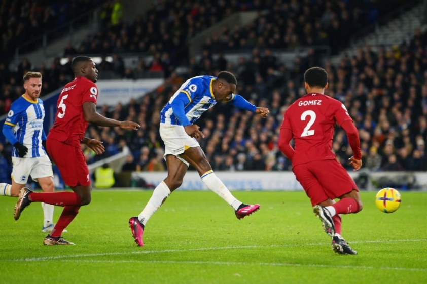 Welbeck ghi bàn thắng thứ 3 cho Brighton chấm dứt mọi hy vọng của Liverpool
