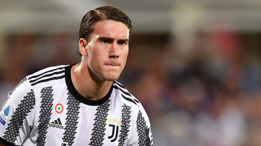 dusan-vlahovic-juventus-striker-1674388598.jpg