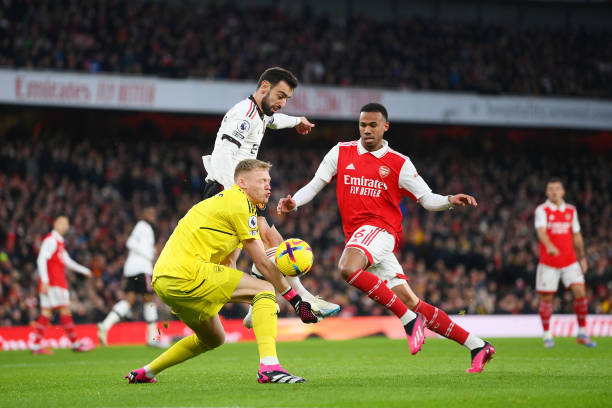 Trực tiếp Arsenal 0-0 MU: Pháo thủ dồn ép 243704