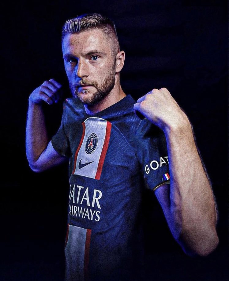 skriniar-psg-1674978220.jpg