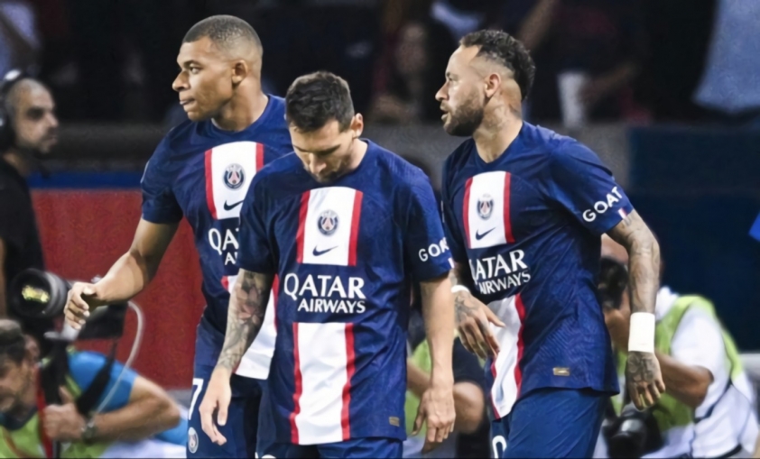 messi-mbappe-neymar-1675073599.jpg