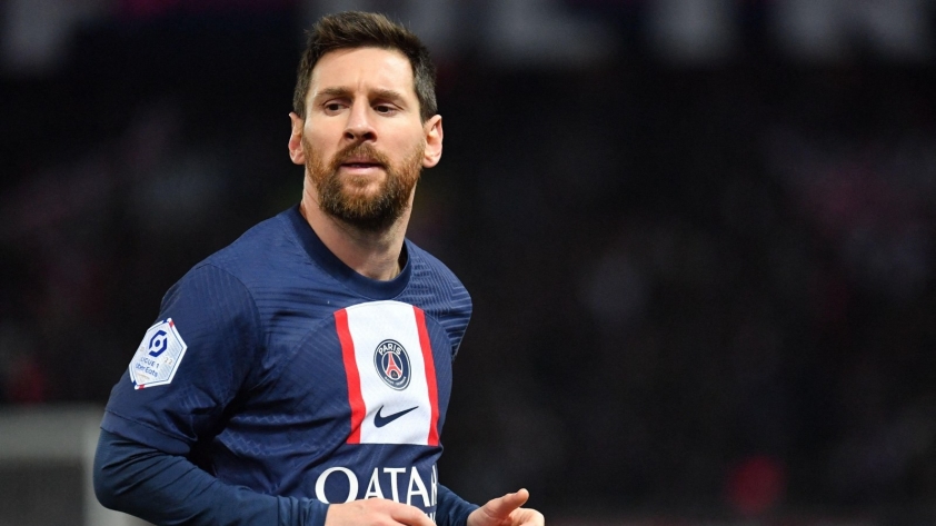 lionel-messi-psg-f365-5-1677816237.jpg