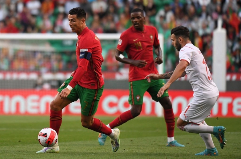 Việc phải đối đầu với hàng công sở hữu Ronaldo sẽ là một thử thách cực đại đối với CH Séc