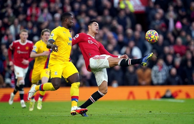ronaldo-mu-1-0-crystal