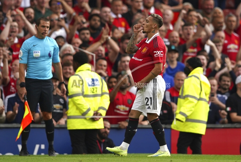 Xé lưới Arsenal, Antony lập ngay kỷ lục trong ngày ra mắt MU 182012