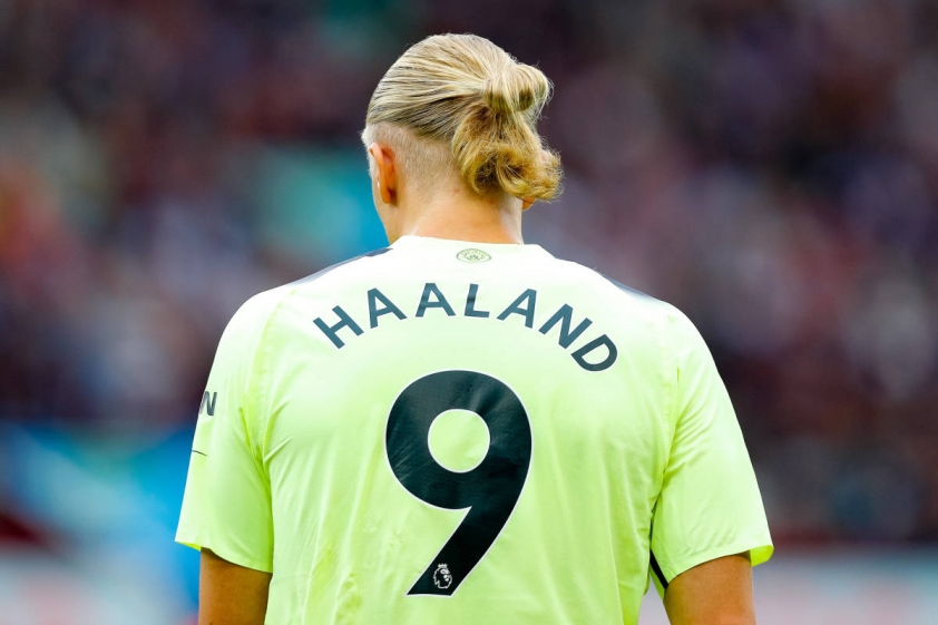'Haaland sẽ vượt qua cả Ronaldo lẫn Messi' 185143