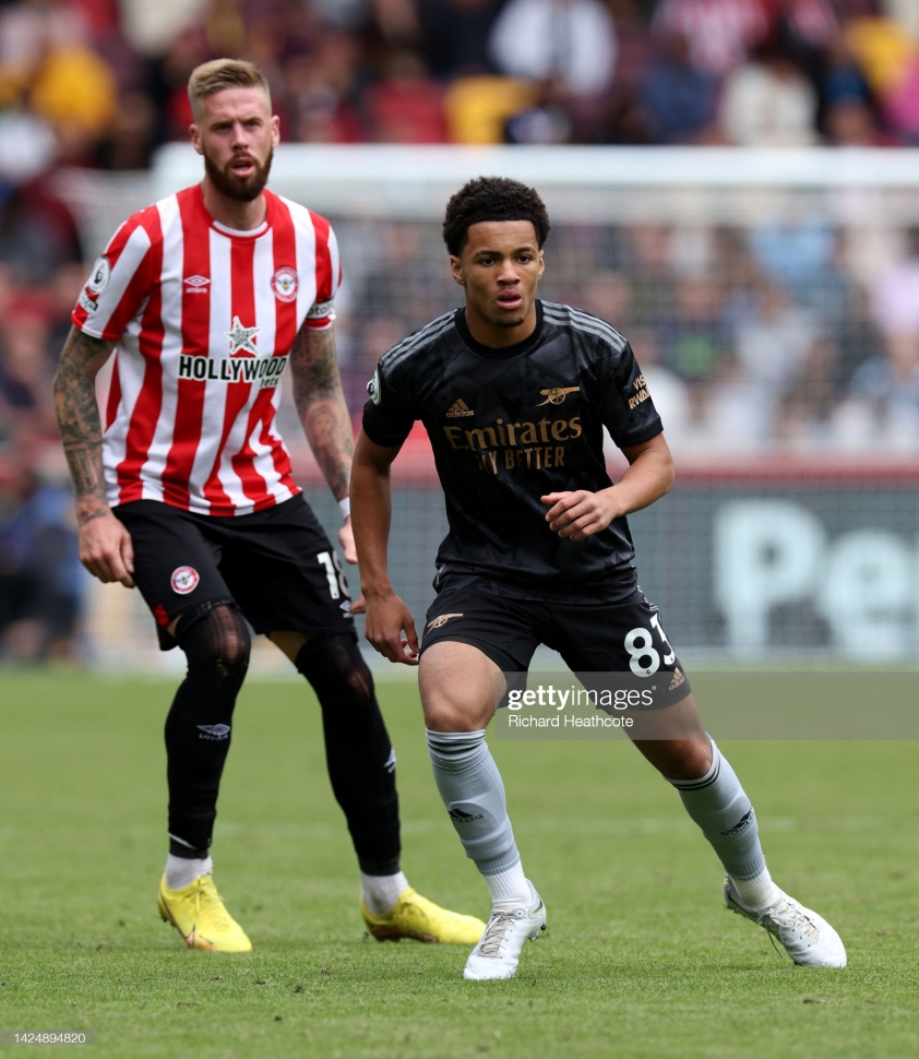 Thần đồng 15 tuổi của Arsenal đi vào lịch sử Ngoại Hạng Anh với con số chưa từng có 189477