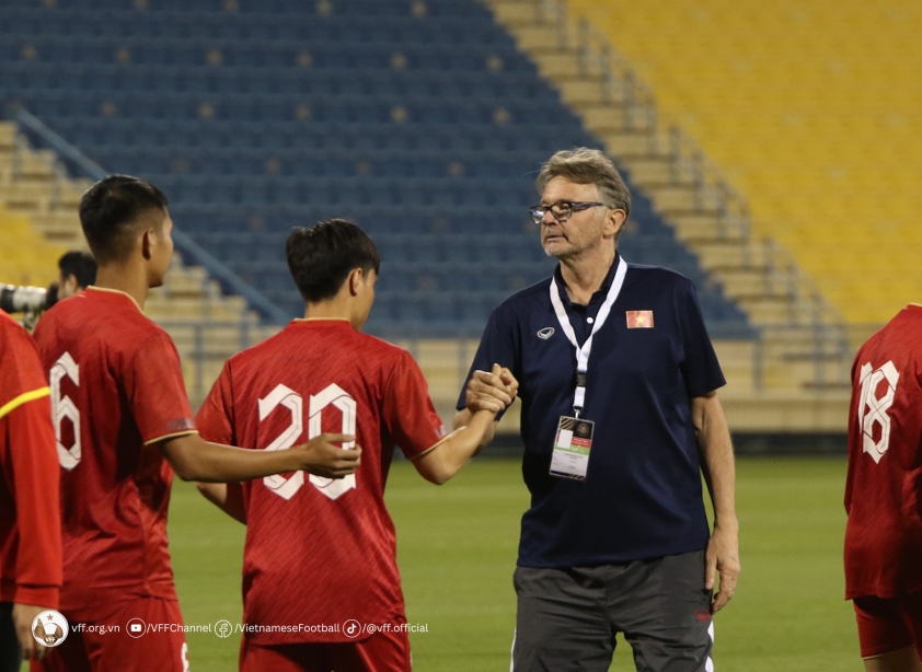 hlvtroussier-1680059570.jpeg