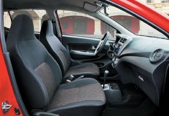 Ghế ngồi trên Toyota Wigo