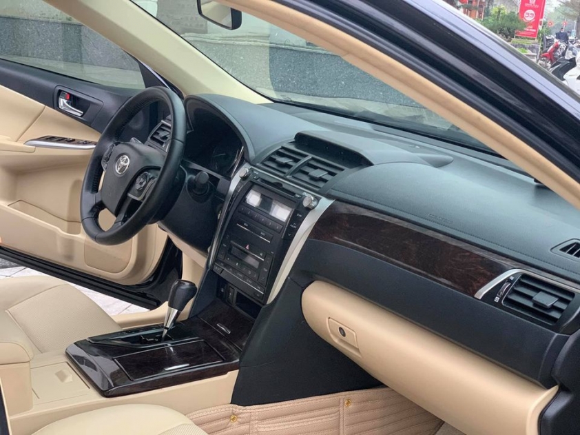 Đánh giá xe Toyota Camry 2016 40423