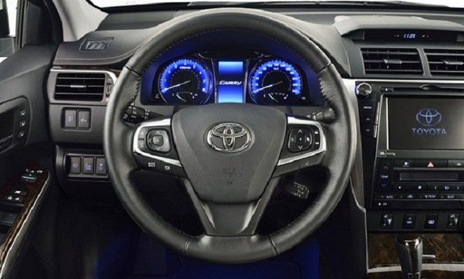 Vô lăng Toyota Camry 2016
