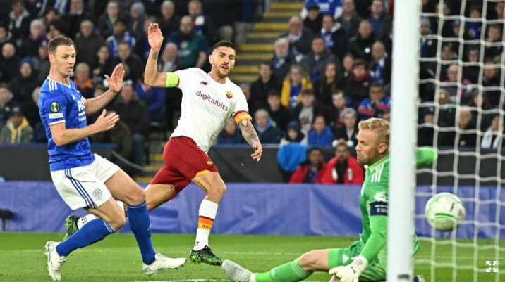 Leicester sẽ đối mặt với một mùa giải thất bại nếu họ thua trong