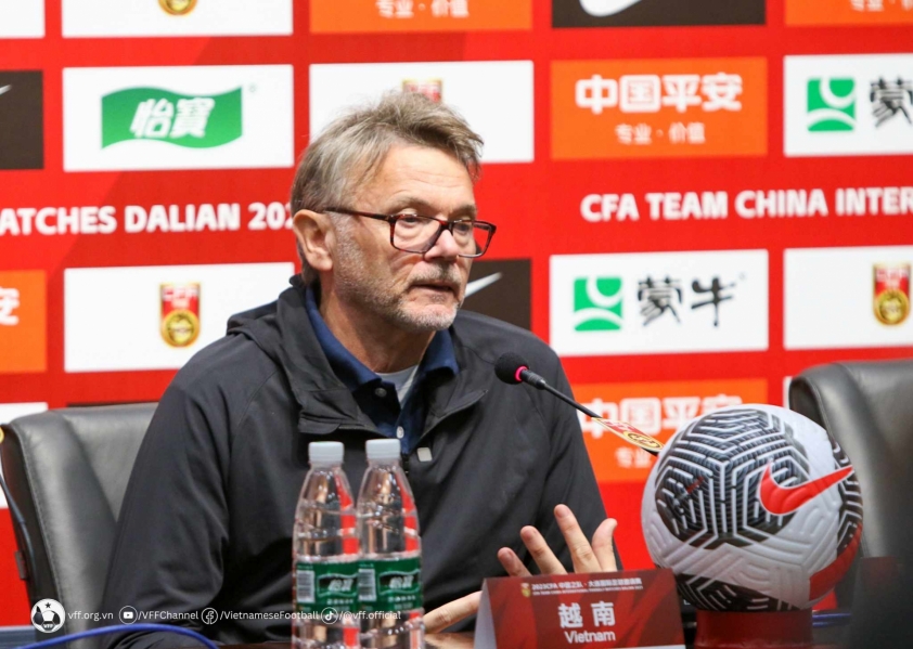 HLV Troussier: 'Thua Trung Quốc, ĐT Việt Nam vẫn thành công' 339439