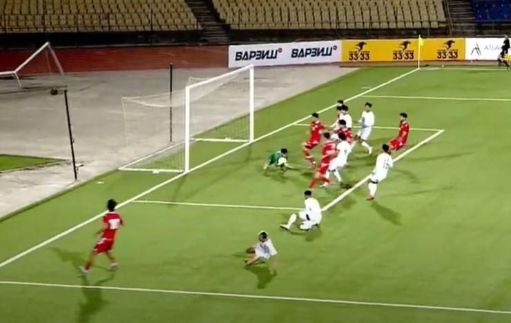 Trực tiếp U23 Việt Nam 1-0 U23 Tajikistan: Nhật Nam lập siêu phẩm 425862