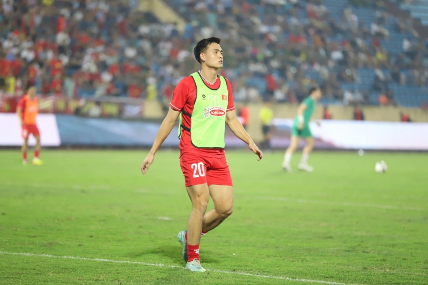 ĐT Việt Nam lo ngay ngáy vì một trung vệ trước AFF Cup 555896