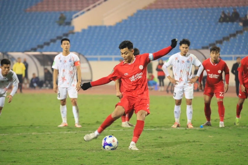 Trực tiếp Viettel 1-0 PVF-CAND: Bàn thắng trên chấm 11m 581768