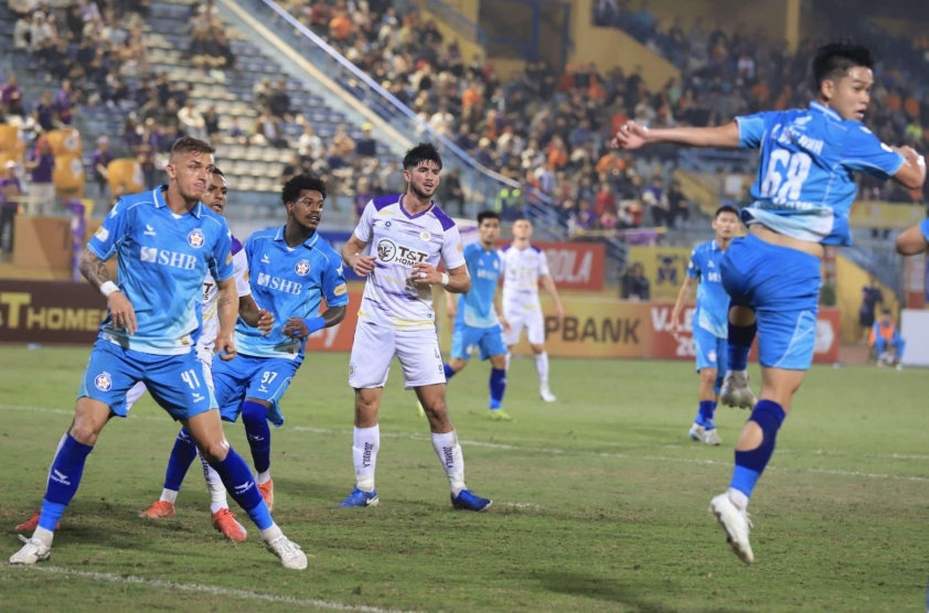 Vòng 15 V-League 2024/25: Khách lấn chủ 599557