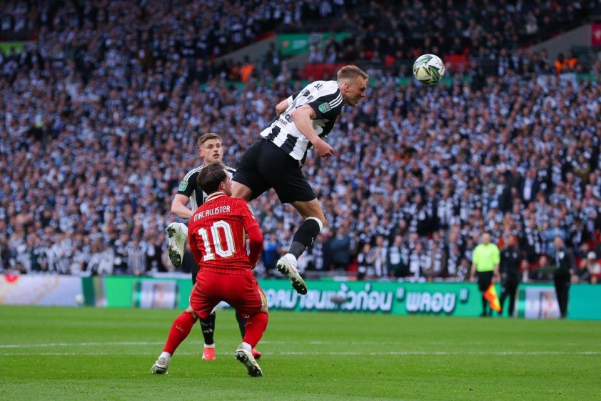 Slot phủ nhận 1 điều khi Liverpool tuột cúp vào tay Newcastle 605807