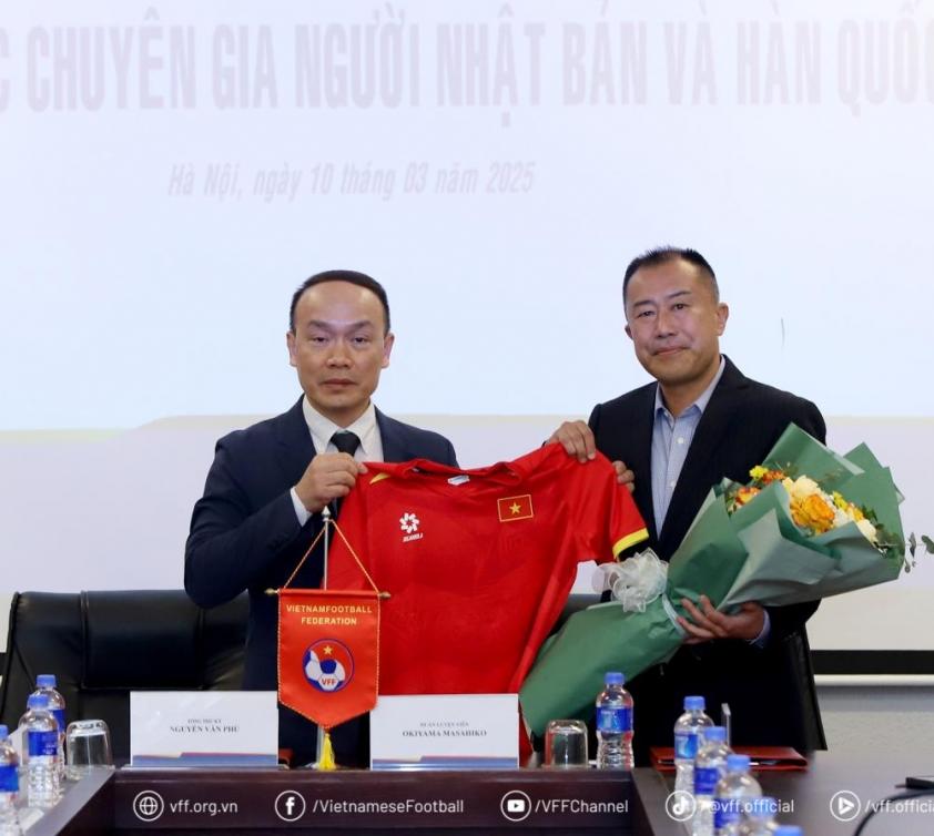 Tân HLV Nhật Bản muốn thắng trận đầu cùng U17 Việt Nam 614070