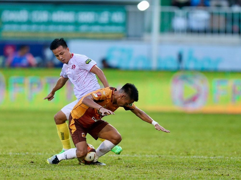 Hấp dẫn cuộc đua vô địch V-League 2024/25 625281