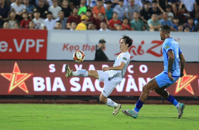 Hấp dẫn cuộc đua vô địch V-League 2024/25 625270
