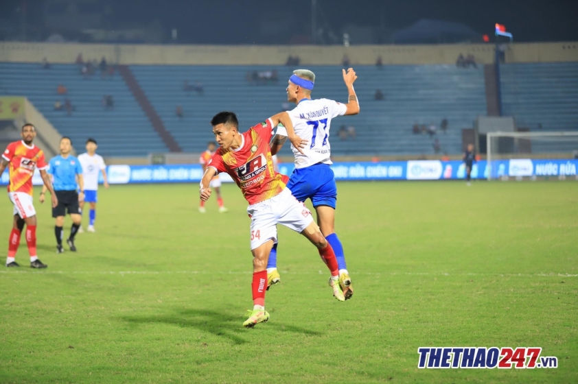 Nam Định thua trên sân Thiên Trường trước CLB Thanh Hóa