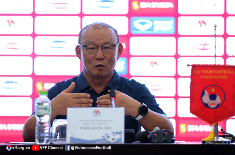 HLV Park Hang-seo ra 'luật cứng' cho ĐT Việt Nam vì Word Cup 2022 221134