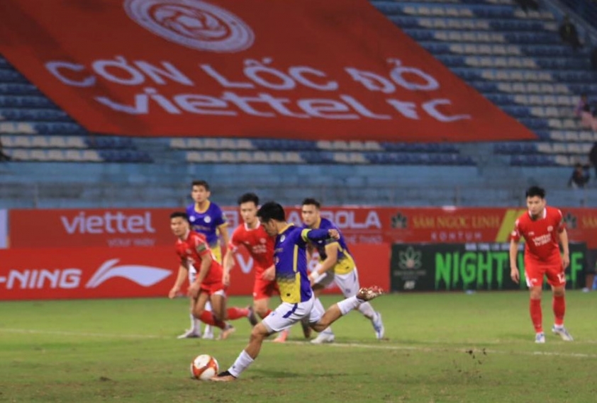 Trực tiếp Viettel 0-1 Hà Nội: Văn Quyết mở tỉ số!! 246323