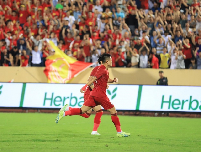 Trực tiếp Việt Nam 0-0 Syria: Liên tục dồn ép 294371