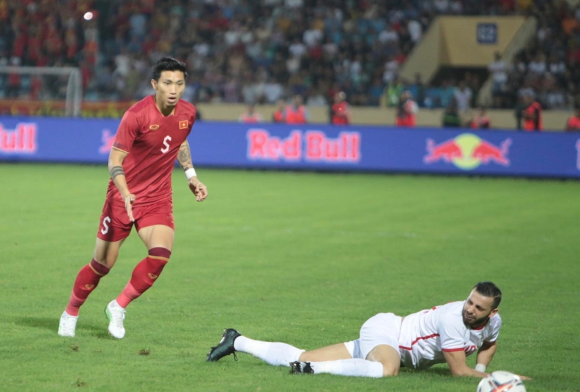 Trực tiếp Việt Nam 0-0 Syria: Thế trận hấp dẫn 294359