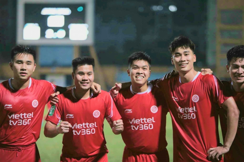 Trực tiếp Viettel 2-0 Nam Định: Nhâm Mạnh Dũng nổ súng 302010