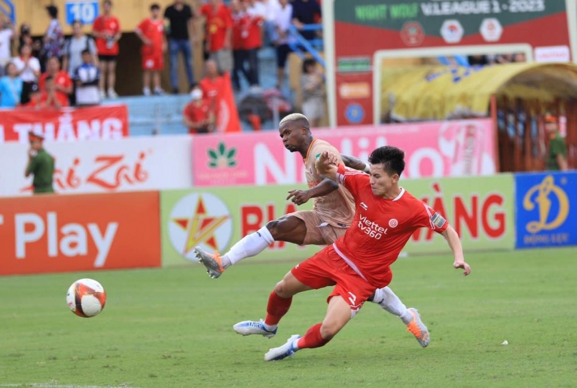 Trực tiếp Viettel 0-2 CAHN: Cú đúp của Success 312970