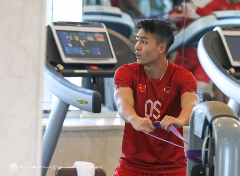 Sao trẻ ĐT Việt Nam khâu 7 mũi sau trận thua Trung Quốc 339763