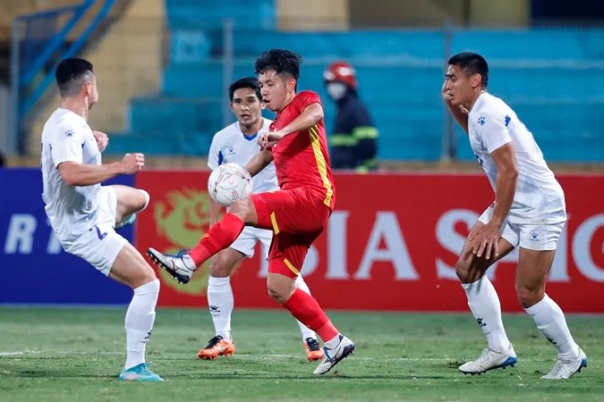 vn-vs-philippines-1-1700039350.jpg