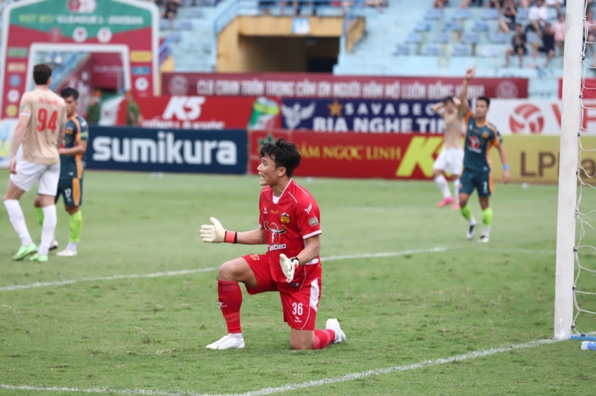 Trực tiếp CAHN 1-0 HAGL: Elias mở tỉ số 487284