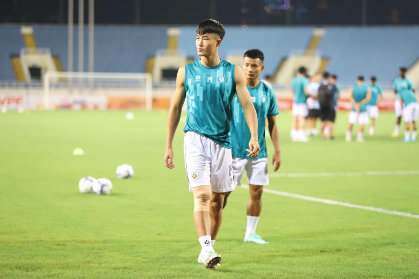 Trực tiếp Viettel vs Hà Nội: Hoàng Đức dự bị 531643