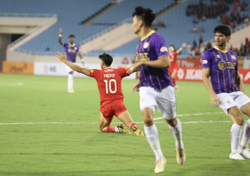 Trực tiếp Viettel 0-0 Hà Nội: Tranh đấu quyết liệt 531658