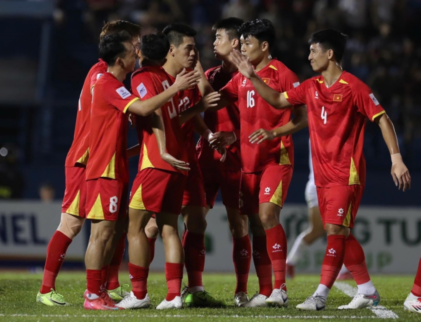 Trực tiếp bóng đá Việt Nam 2-0 Lào: Văn Vĩ nhân đôi cách biệt 610505