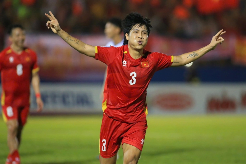 Trực tiếp bóng đá Việt Nam 3-0 Lào: Cú đúp cho Văn Vĩ 610523
