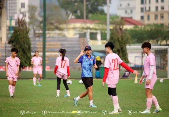 Trực tiếp U17 nữ Việt Nam vs Thái Lan, 15h00 hôm nay 3/4 614598
