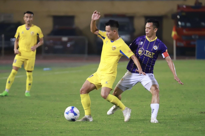 Trực tiếp Hà Nội 1-0 Quảng Nam: Đôi công hấp dẫn 626853