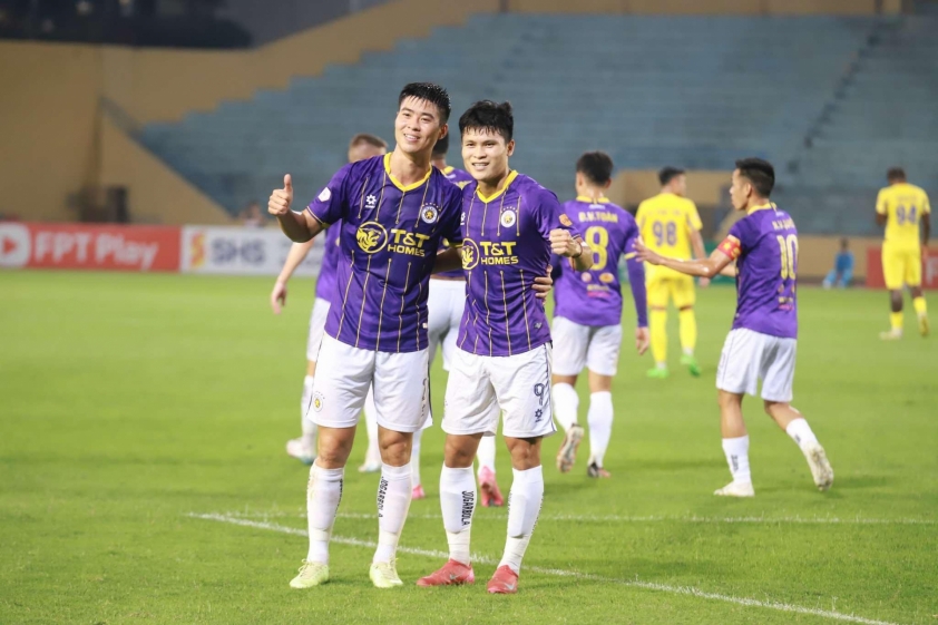 Trực tiếp Hà Nội 1-0 Quảng Nam: Tuấn Hải mở tỉ số sớm 626848