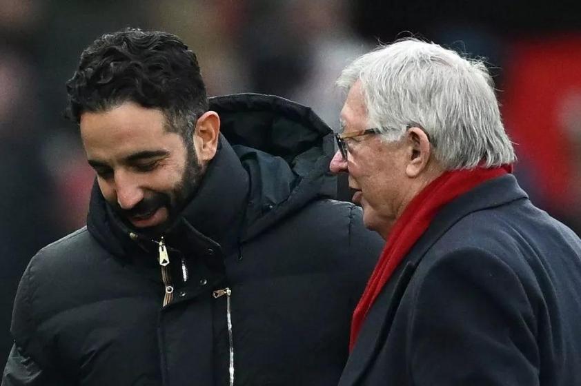amorim-duoc-cho-la-dang-chi-dao-mu-giong-thoi-sir-alex-ferguson