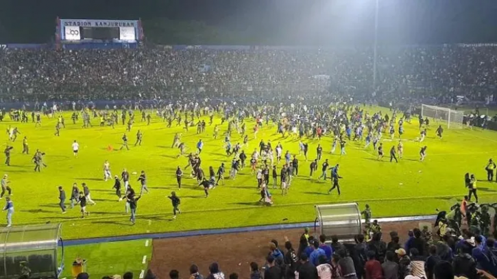 Thảm kịch tại Indonesia 'xếp hạng' bất ngờ trong Top 10 thảm kịch bóng đá 196538