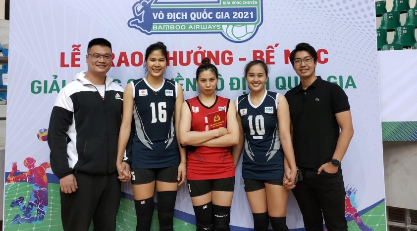 Bùi Ngà đã theo chồng về dinh, NHM tiếp tục chờ đám cưới của Linh Chi 136057
