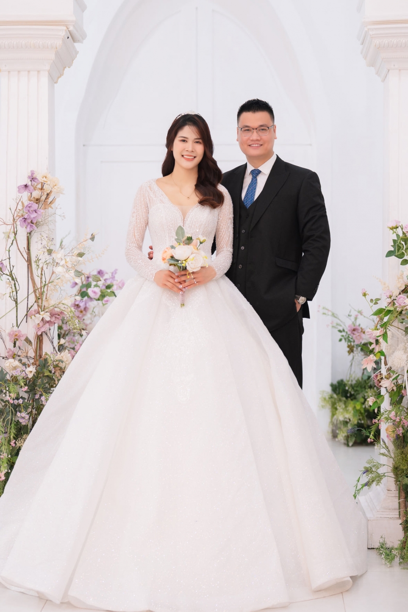 Bùi Ngà và Âu Nhung đã theo chồng về dinh, NHM chờ tin vui của Linh Chi 136066