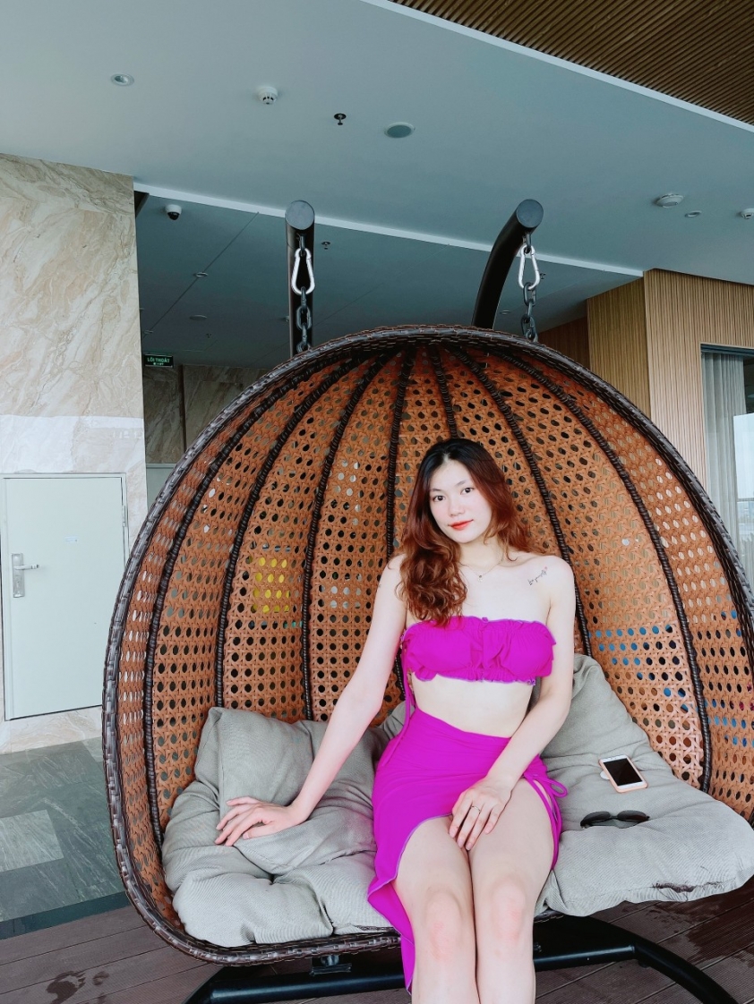 Hot girl bóng chuyền Việt Nam 'khoe dáng' chuẩn người mẫu khi diện áo tắm 142656