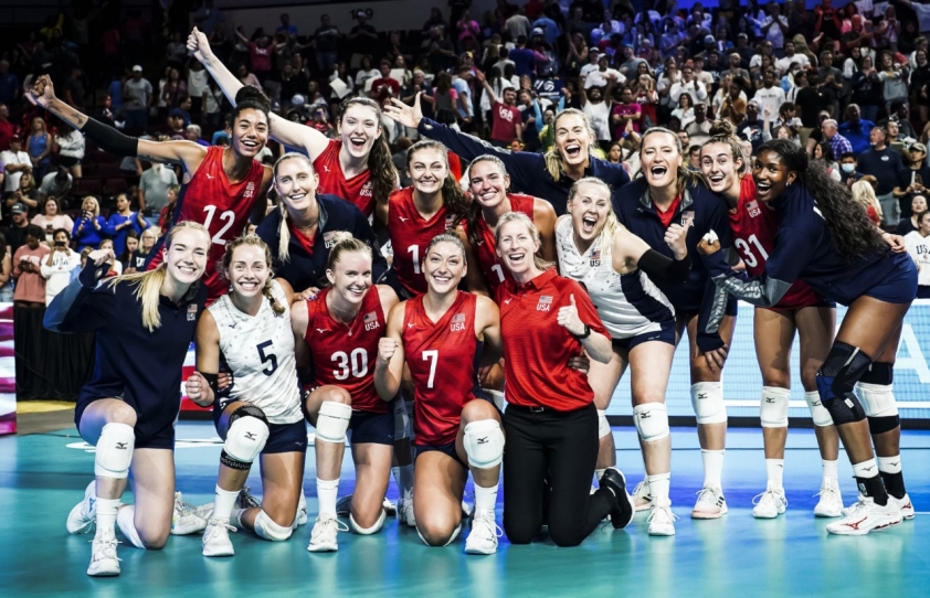 Hủy diệt đội bóng Á quân, ĐKVĐ gửi tối hậu thư đến VNL 2022 144988