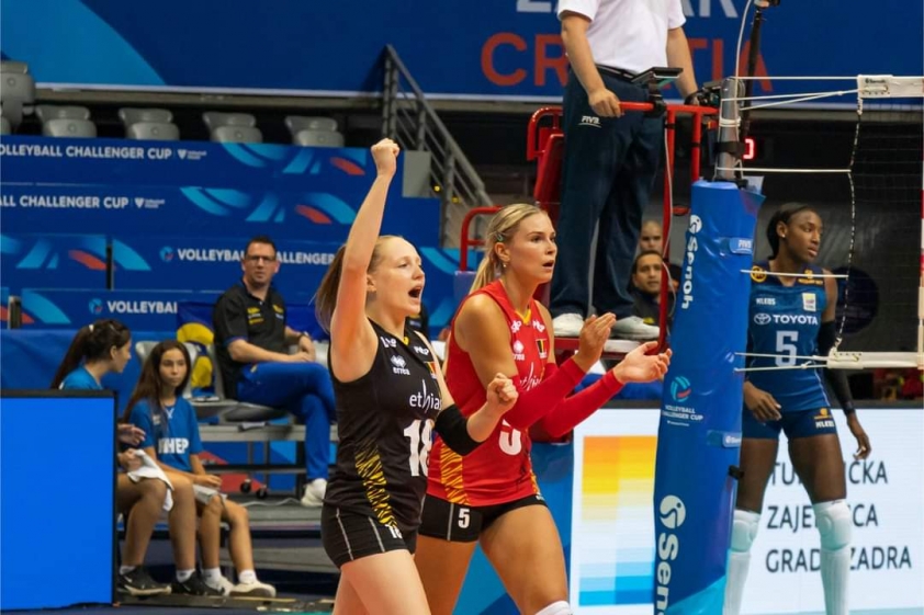 Xác định 4 đội bóng vào chung kết giải bóng chuyền Challenger Cup 2022 164624