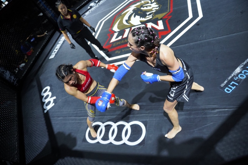 Lần đầu tiên trong lịch sử: 'Áo dài và nón lá Việt Nam' xuất hiện trên sàn đấu MMA 208331